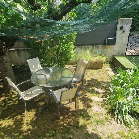Appartement Independant Dans Maison Avec Jardinet, Au Calme Sérézin-du-Rhône 외부 사진